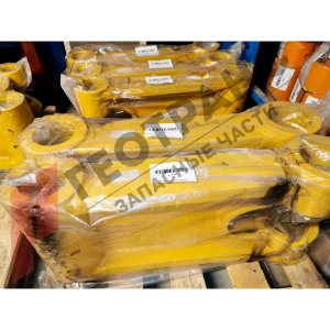 Трапеция ковша Komatsu PC200-7 20Y-70-33111