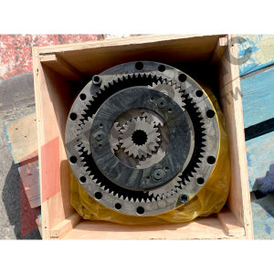 Редуктор поворота Hyundai R140LC-9 31Q4-11140