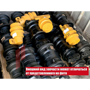 17A-30-00070 Каток опорный Komatsu D155A-3