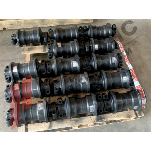 20Y-30-00012 Каток опорный Komatsu PC200